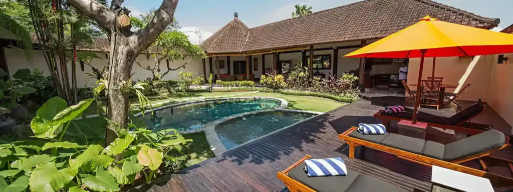 pool side